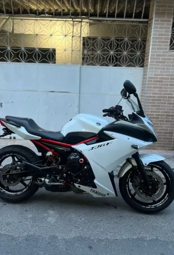 XJ6 F 2013