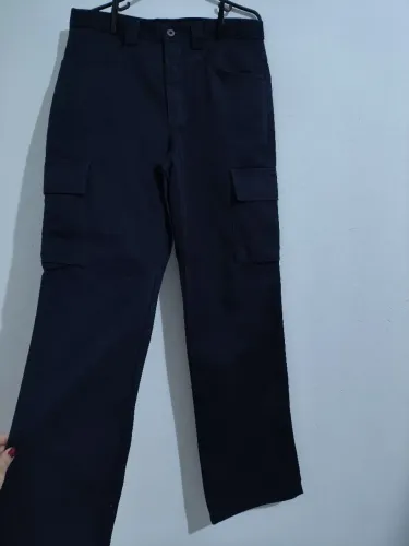 calça cargo utilitária vários bolsos jeans estruturado streetwear