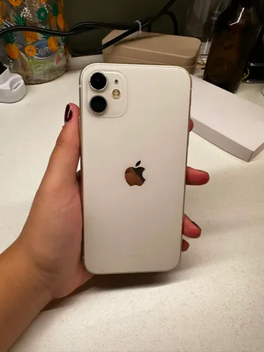 iPhone 11 64Gb perfeito estado