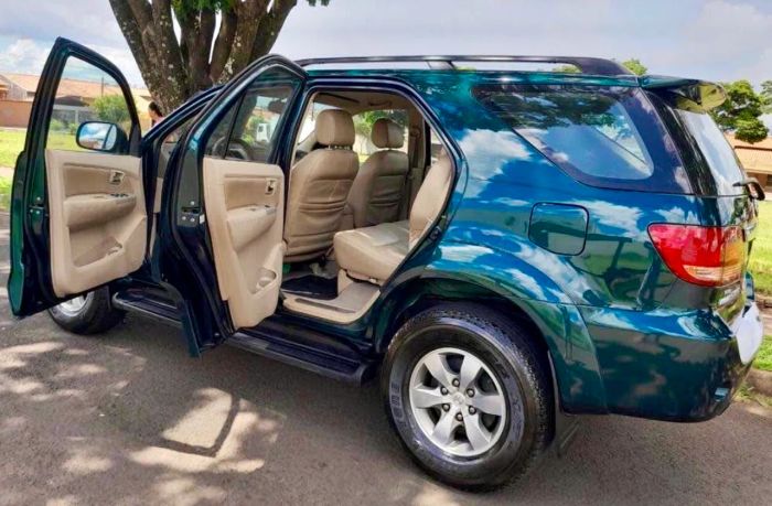 Imagem de Toyota Hilux SW4 SRV D4-d 4X4 3.0 TDI Dies. AUT 2006
