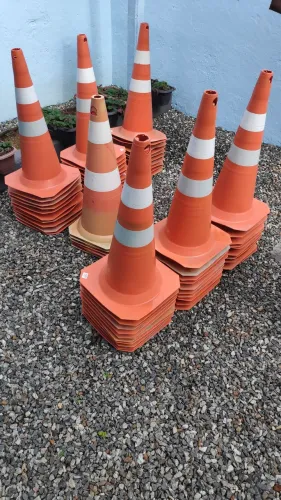 Cones de sinalização