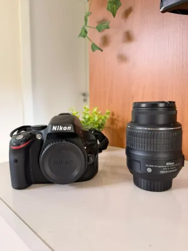 Nikon D5100 Apenas 10k Cliques + Lente 18-55 VR + 4 Cartões SD e Bolsa Original