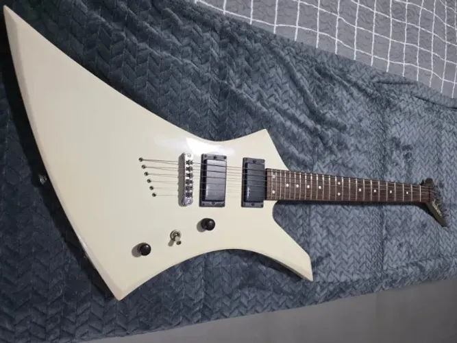 Jackson Kelly JS32T