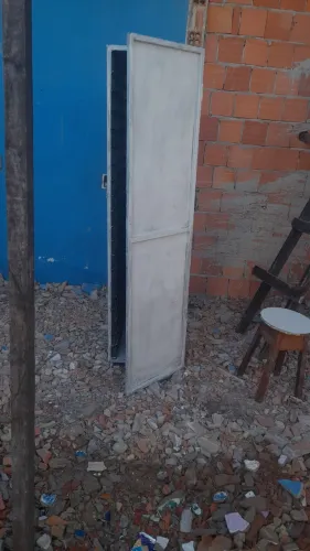 Armário para pão tela pequena de 20 pão