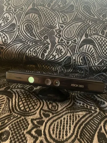 Kinect Xbox 360 (Original) + Dance Central 3 (Original)