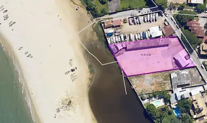 Terreno pé na areia a venda (frente mar)