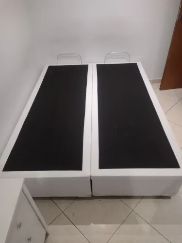 Vendo box baú casal
