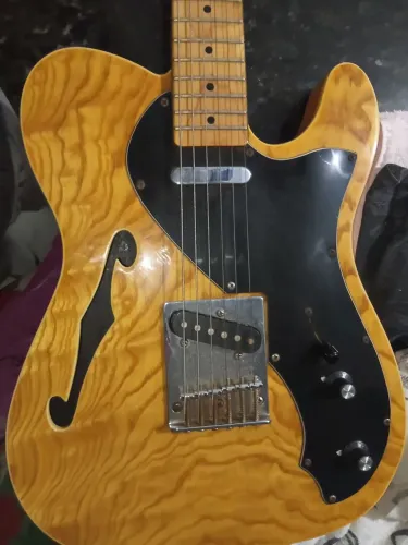Strinberg Thinline Semi-Acústica