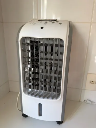 Climatizador de ar Britânia BCL01F