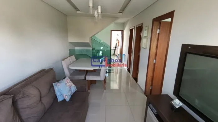 Casa duplex bairro vila das flores