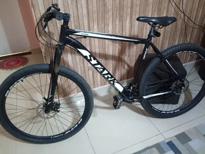 Vendo uma bicicleta aro 29 ou faço rolo algo do meu interesse 