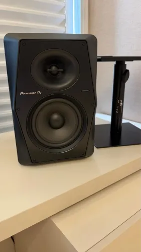 Monitor Pioneer VM70