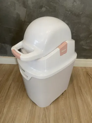 Lixeira para fralda de bebê (não volta cheiro)