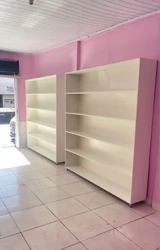 Prateleira loja