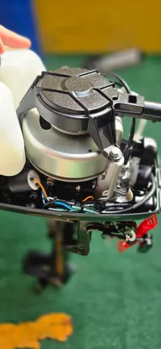 Motor Toyama 2.6 HP