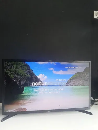 Vendo televisão smart 32 polegadas Samsung