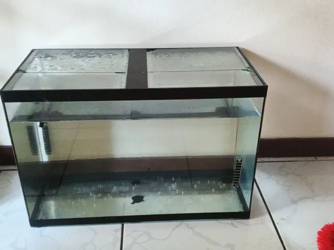 Vendo aquário 60 litros