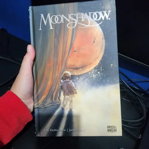 Moonshadow edição pipoca e nanquim