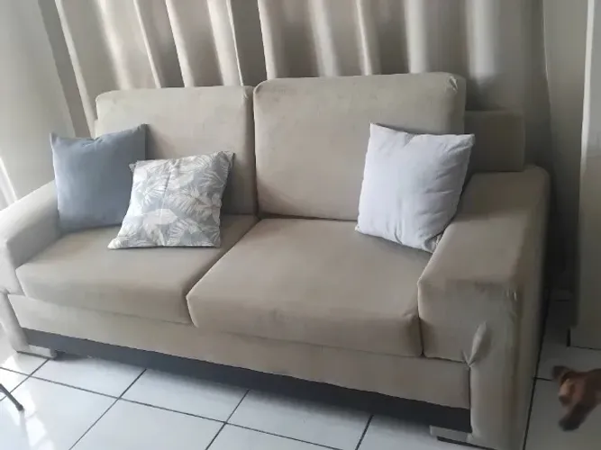 Sofa grande, 3 lugares! R$600,00, preço de oportunidade.