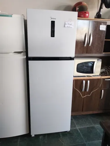 Geladeira Midea Duplex Frost Free 220v 337lts semi nova
