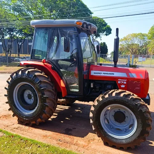 Trator Massey 275 4x4 