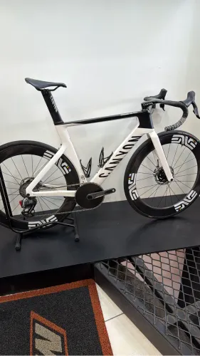 Bike road/ speed Canyon Cf SLX R$ 44.900,00
