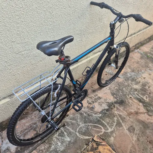 Bicicleta Caloi 21 marchar Usada