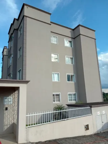 APARTAMENTO 2 QUARTOS SEMIMOBILIADO EM CAÇADOR SC