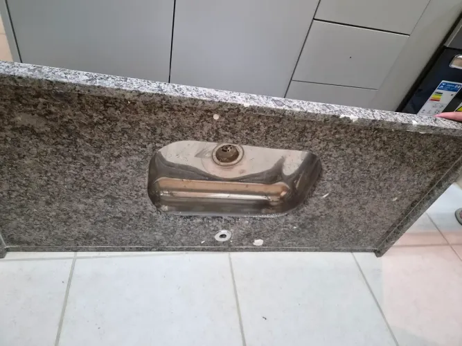 Pia de cozinha em granito