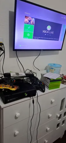 Tô vendendo meu Xbox se te interessar chamar qe nos conversamos 