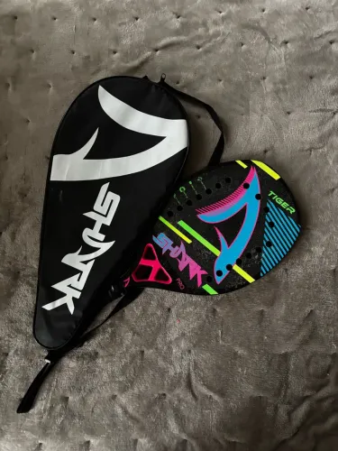 Raquete Beach Tennis Shark Tiger Pro 2021-Conservada