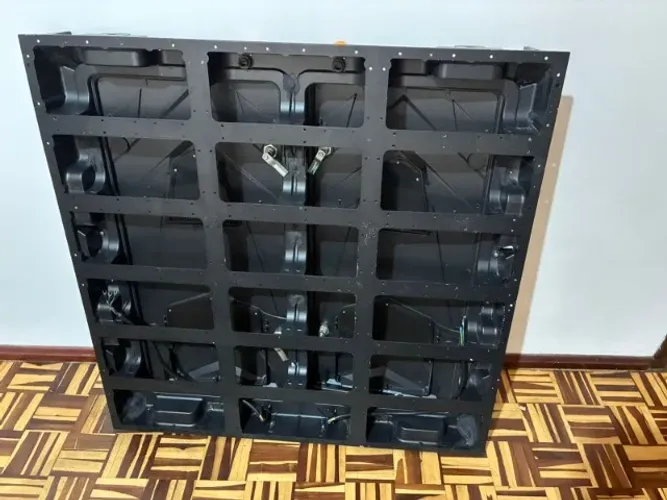 Gabinete Painel Led em Metal