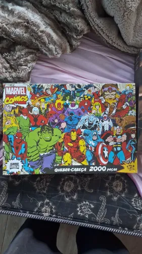 Quebra-cabeças 2000 Peças Marvel