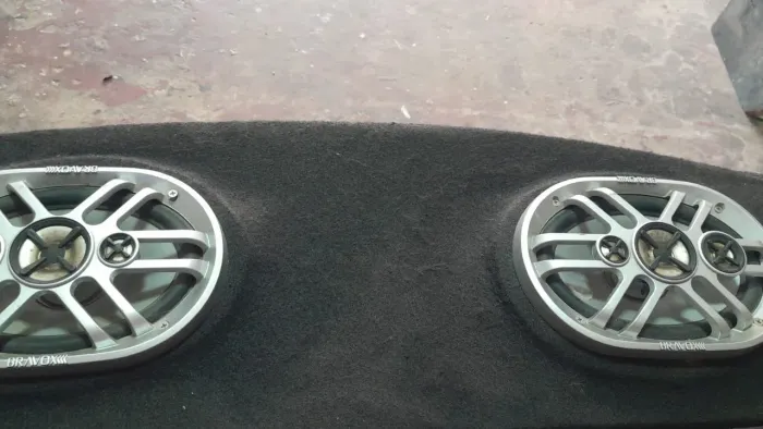 Vendo esses  alto.falantes com modulo