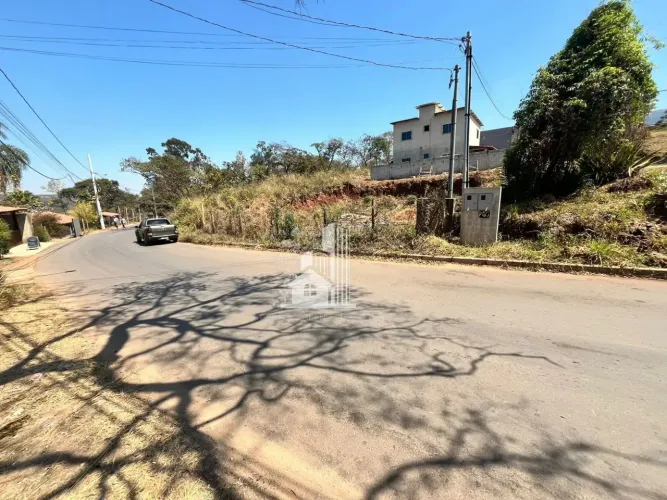 Lote comercial próximo ao centro em OPORTUNIDADE- Casa Branca-Brumadinho