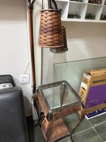 Luminária piso junco abajur estrutura em tubo revestido fibra