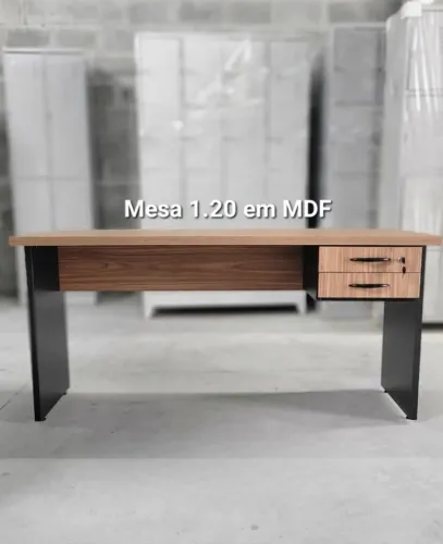 MESA DE 1,50 COM DUAS GAVETAS NOVAS