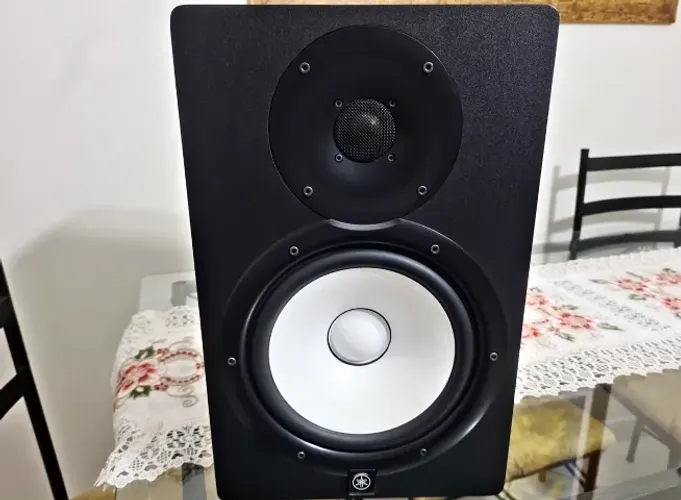 (SemiNova) Yamaha HS8 220v, Monitor de áudio / Caixa profissional 220v (Uma Unidade)