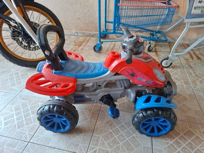 Carrinho de passeio infantil 