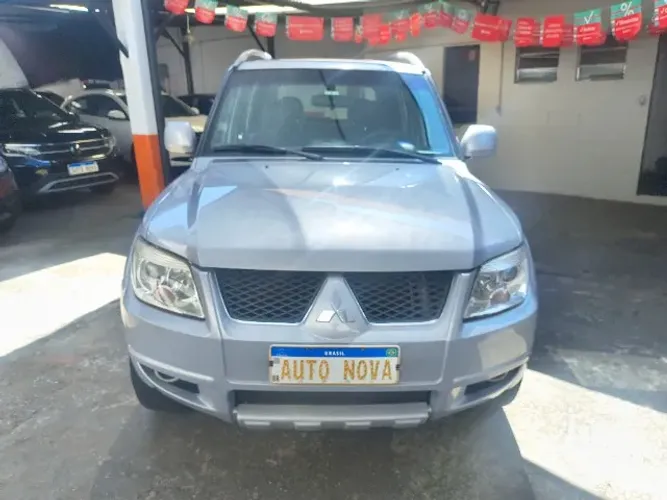 Mitsubishi Pajero TR4 2.0 Flex 16V 4X2 Aut. 2012