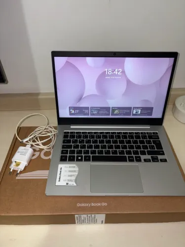 Notebook Samsung Galaxy Book Go