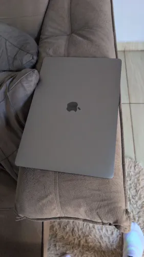 MacBook pro i9  32 gb 