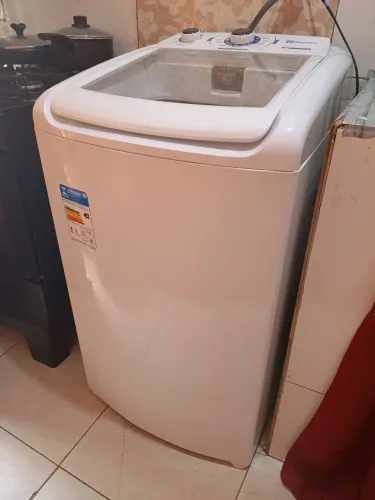 Vendo uma máquina