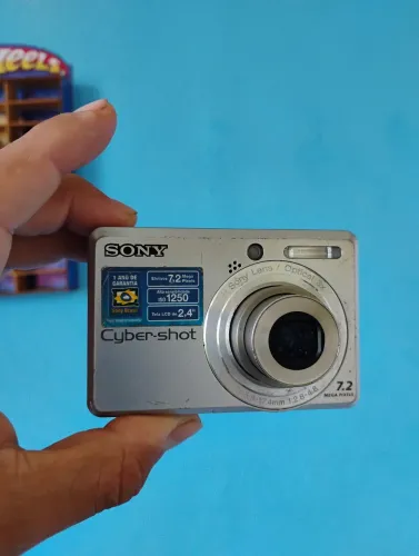 Camera digital cyber-shot 7.2 mp s730 Sony