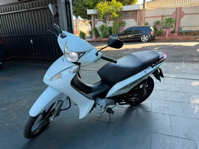 Honda Biz 125 2016