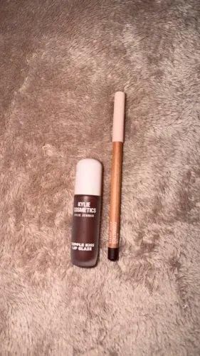 Kit labial de kylie jenner cosmetics gloss