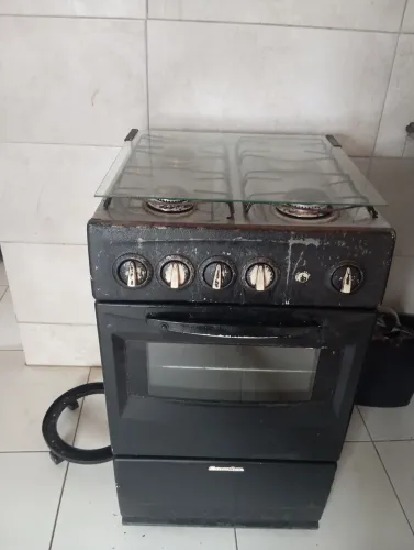 Fogão Para vender logo