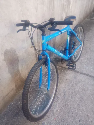 Bike aro 26 semi nova