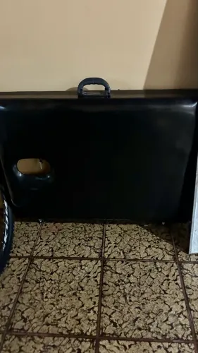 Vendo kit de maca portátil e cadeira