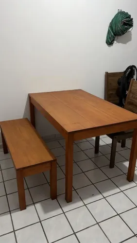Mesa com banco Tok & Stok